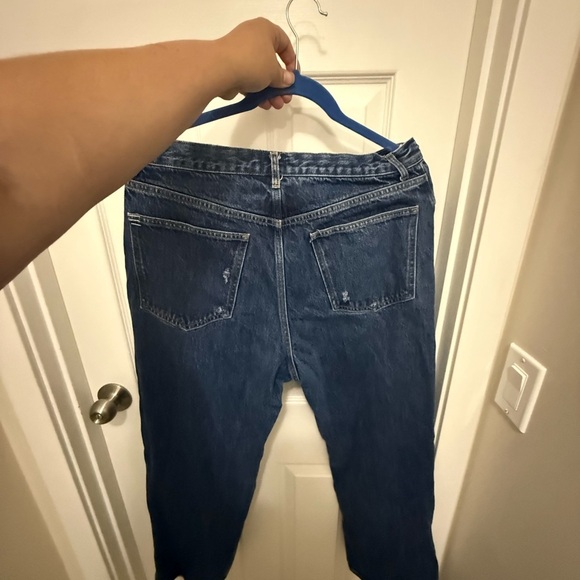 The dad jean dark wash from urban outfitters BDG brand size 31 -casual boyfriend - Picture 3 of 3